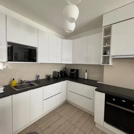 公寓 Elite Skyview -relaxing Family With Ac, Balcony 布达佩斯