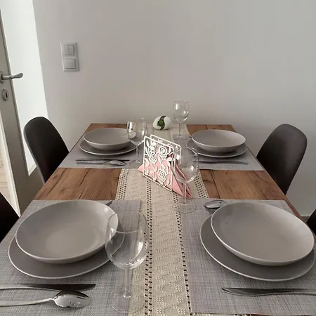 Elite Skyview -relaxing Family With Ac, Balcony * Budapeste