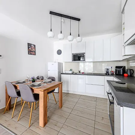 Elite Skyview -relaxing Family With Ac, Balcony Budapest