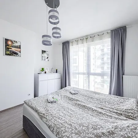 Elite Skyview -relaxing Family With Ac, Balcony Budapest
