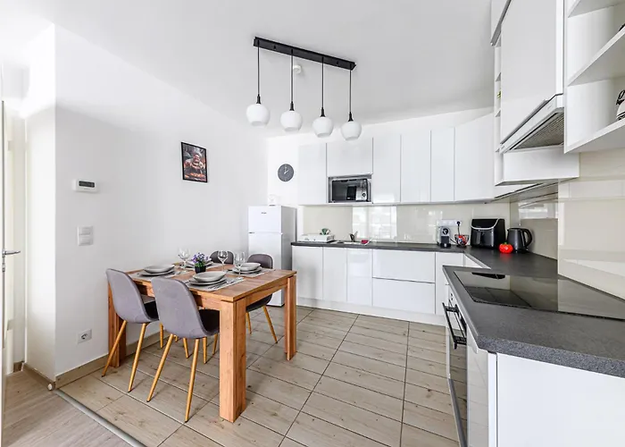 Elite Skyview -relaxing Family With Ac, Balcony Budapest